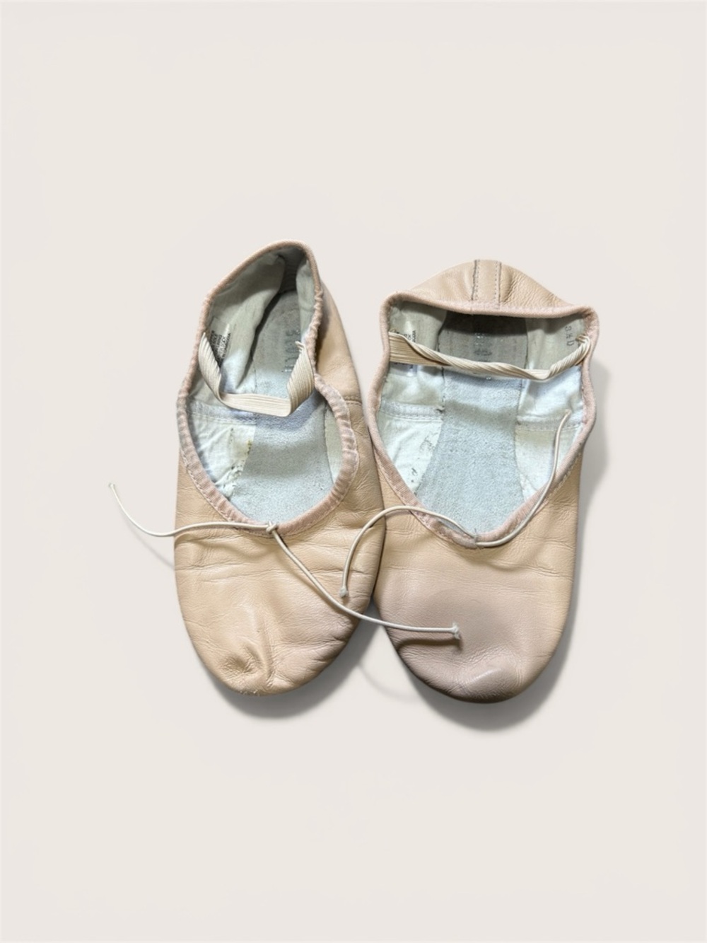 Bloch Kids Ballet Slippers in Light Beige Nude Pink | Size 3.5 D